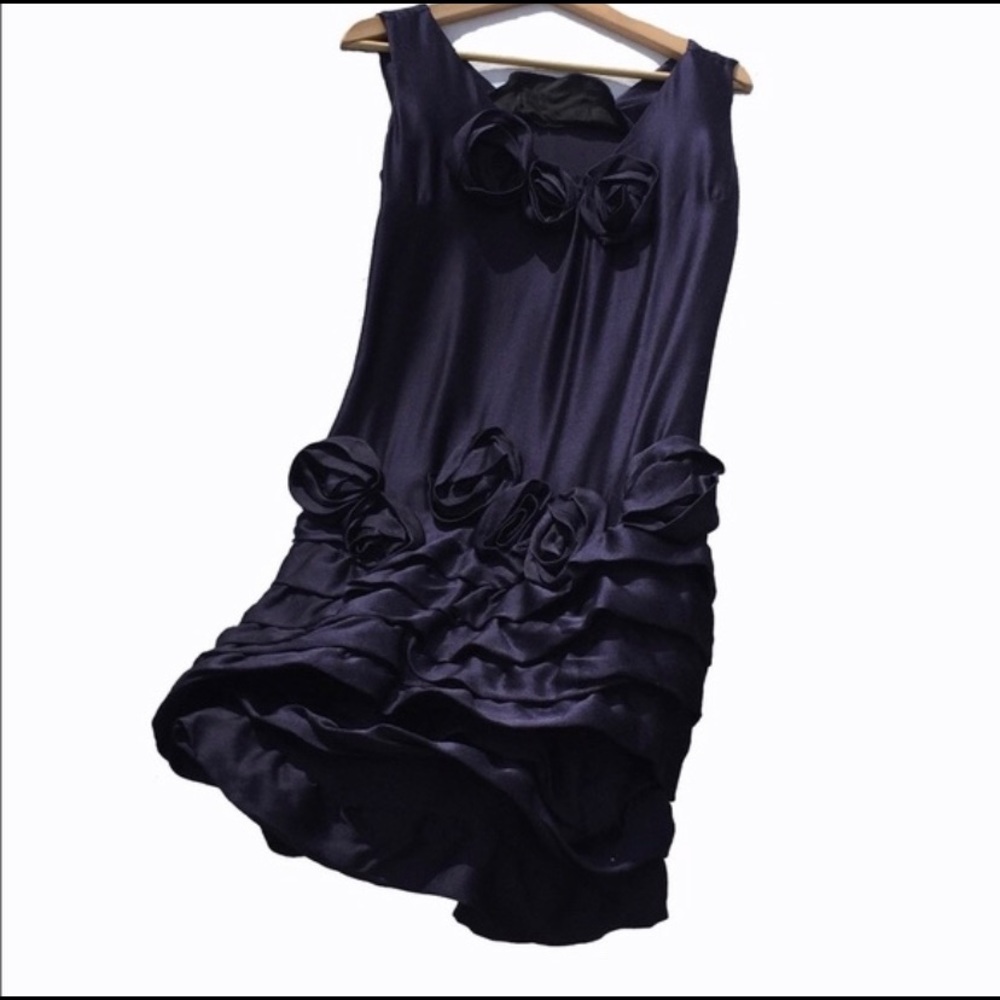 TRELISE COOPER Beautiful navy blue silk dress.